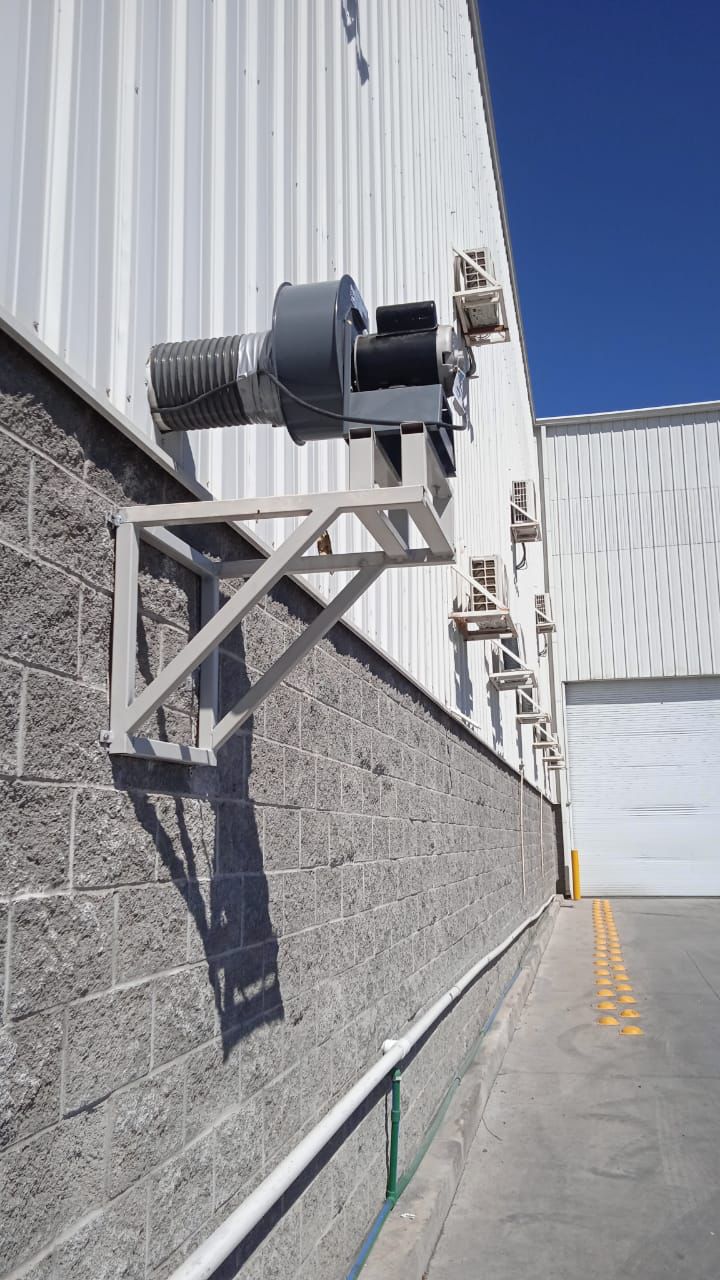 Extractor de lámina montado en pared